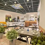 De Bordeaux Hotel