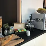 Hotel De Bordeaux 2*