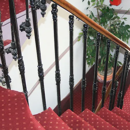 De Bordeaux Отель 2*