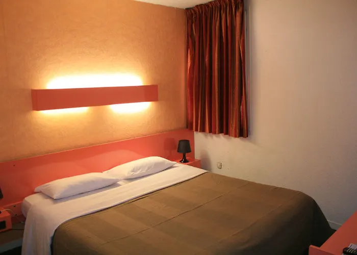 De Bordeaux Отель