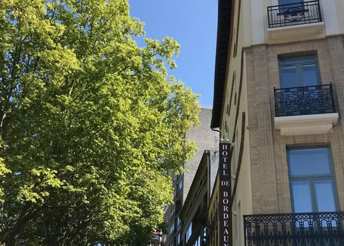 Отель De Bordeaux 2*
