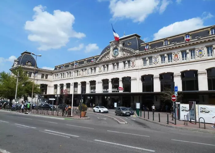 De Bordeaux Отель 2*