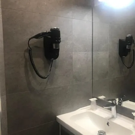 De Bordeaux Hotel 2*