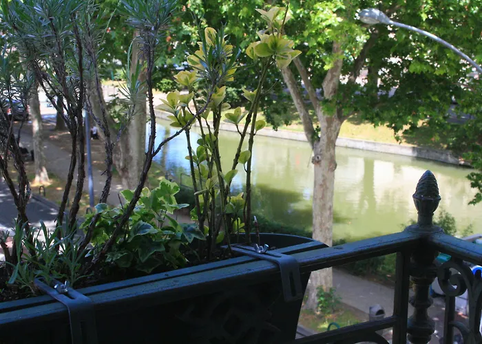 ドゥ ボルドー ホテル 2*